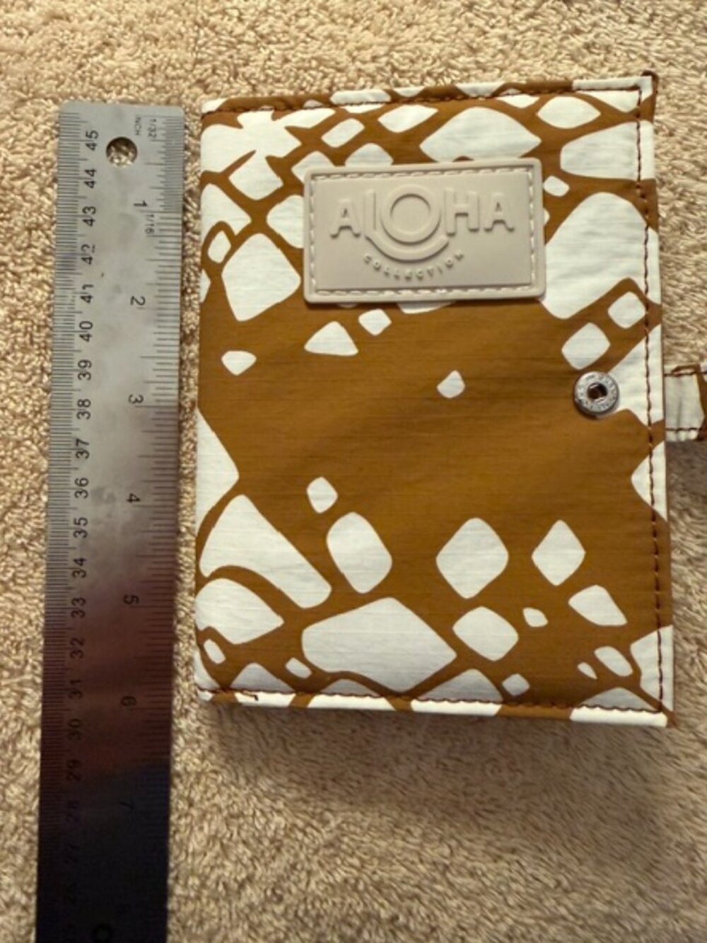 ALOHA Collection Passport Wallet Card Holder Brown White Travel Organizer - Picture 5 of 7